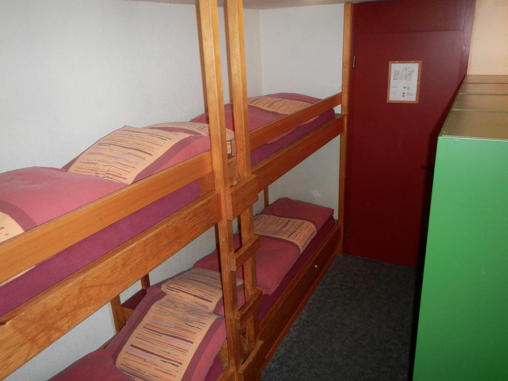 Mountain Lodge Urweider Innertkirchen Zimmer foto