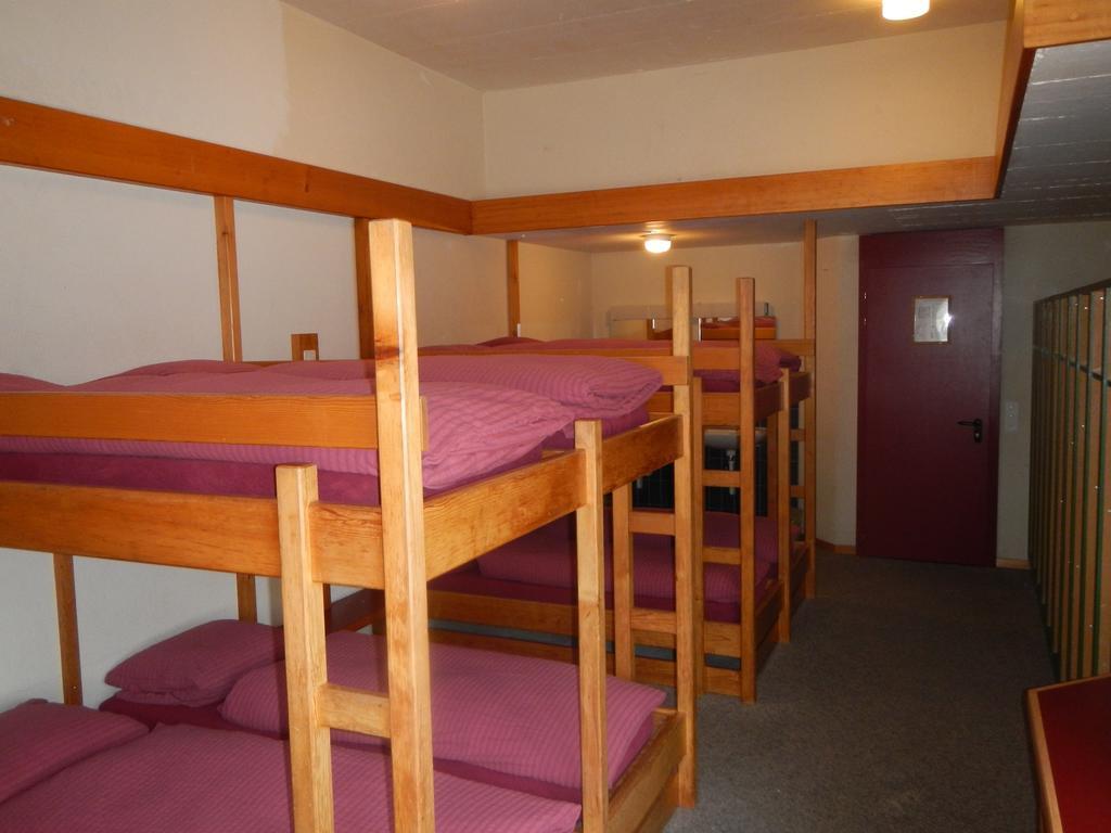 Mountain Lodge Urweider Innertkirchen Zimmer foto